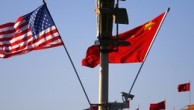 报告称美国大学去年开除8000名中国留学生