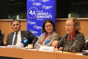 jailed Uyghur leader İlham Tohti being introduced in the European Parliament