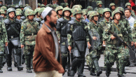 中国警方在新疆行动中“使用火焰喷射器”