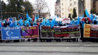 DOĞU TÜRKİSTANLILAR İSTANBUL’DA ÇİN’İN  CİNAYETLERİNİ PROTESTO İÇİN YÜRÜDÜLER